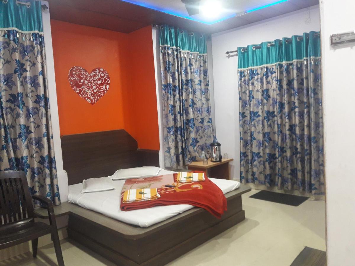 Hotel Rajvihar Pachmarhī Esterno foto