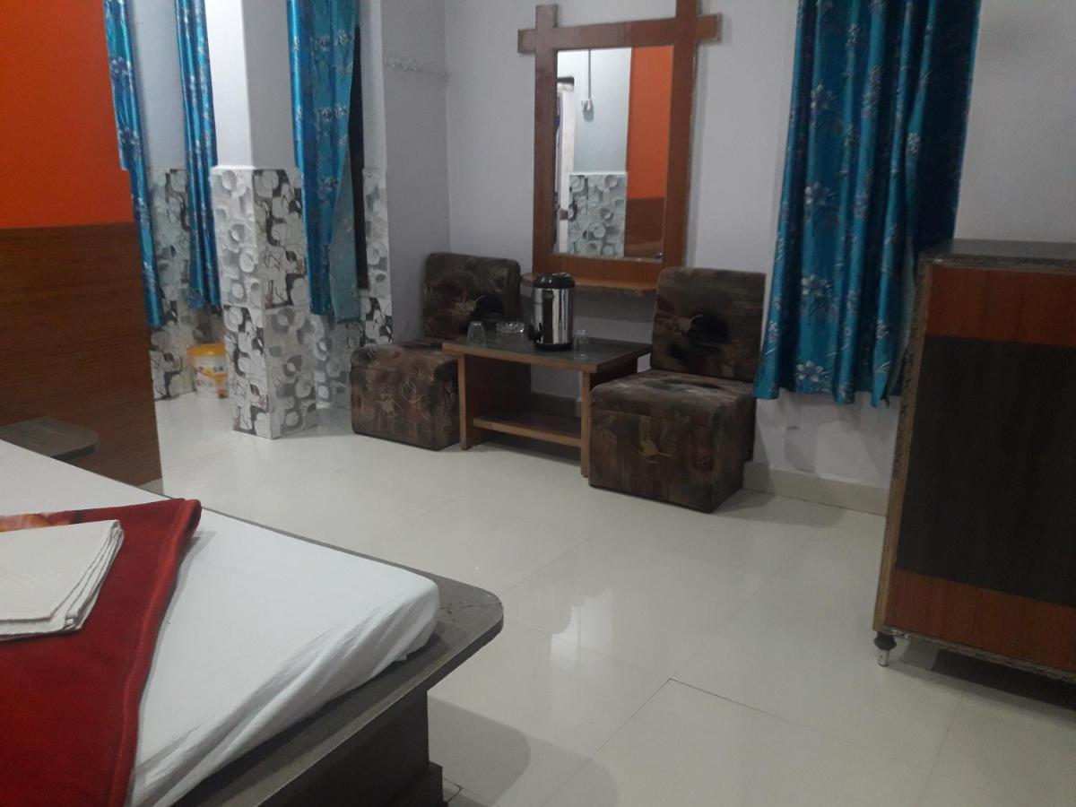 Hotel Rajvihar Pachmarhī Esterno foto