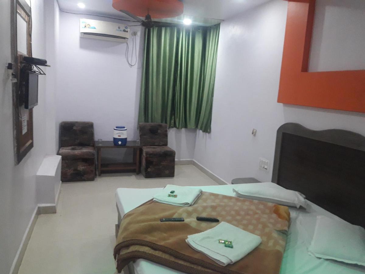 Hotel Rajvihar Pachmarhī Esterno foto