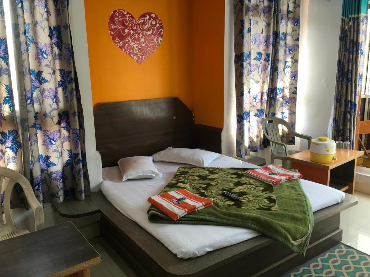 Hotel Rajvihar Pachmarhī Esterno foto
