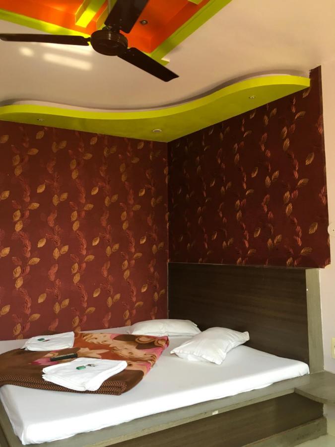 Hotel Rajvihar Pachmarhī Esterno foto
